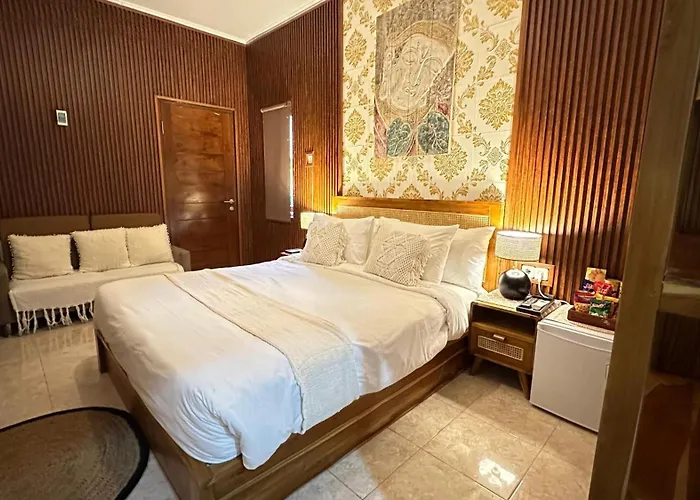 Suites Home Nusa Dua Bed & Breakfast 3*